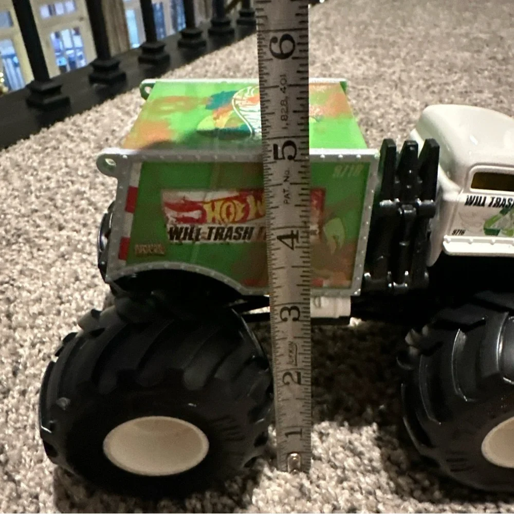Hot Wheels exciting monster